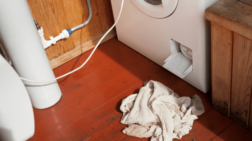 washing-machine-leaking-cleanup