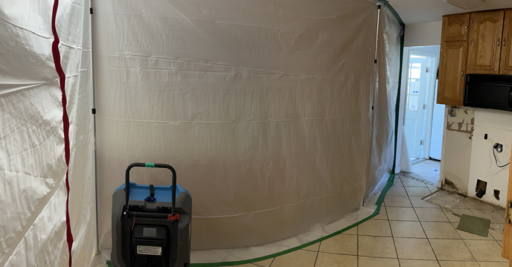 mold containment